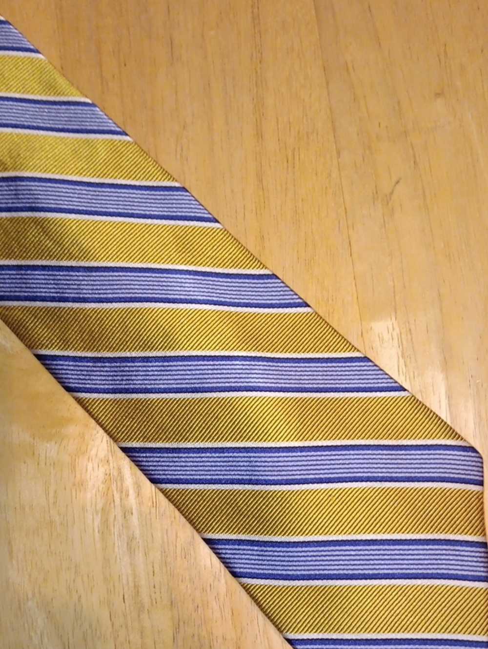 Brooks Brothers Gold and Blue Diagonal Stripe Tie